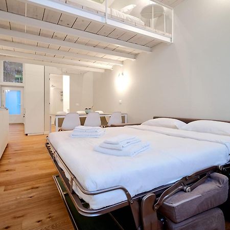 Milan Design Loft Perfect For Couples Apartment Bagian luar foto
